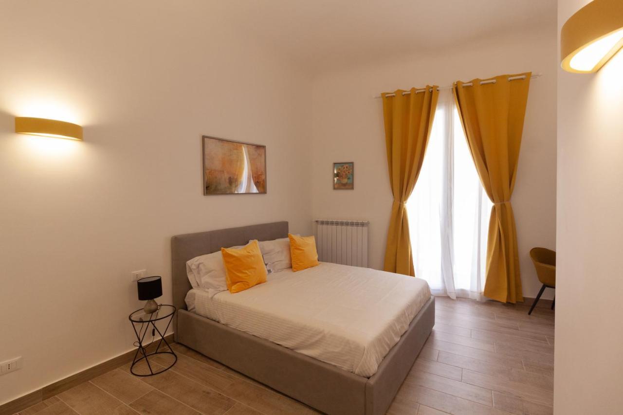 Aragona15 Suites Palermo Bagian luar foto