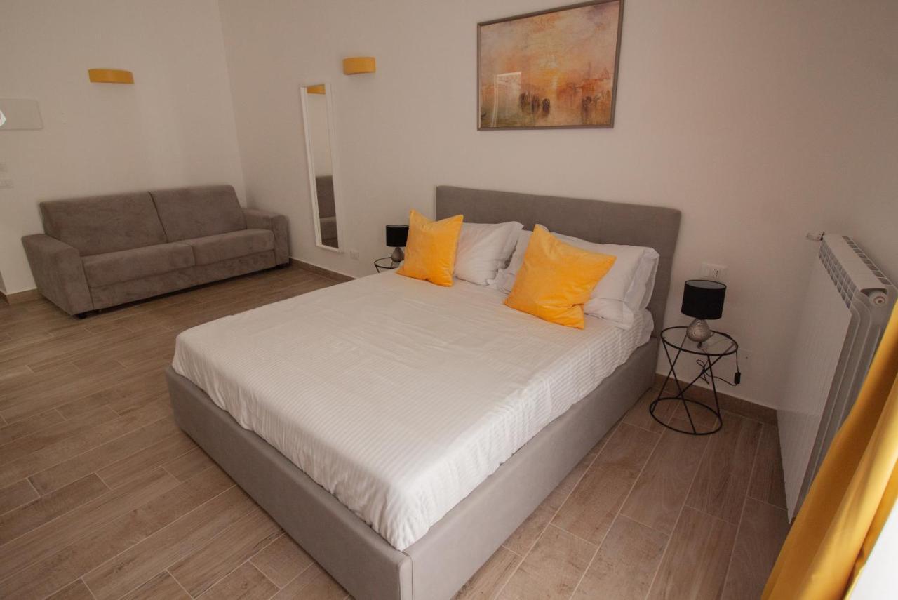 Aragona15 Suites Palermo Bagian luar foto