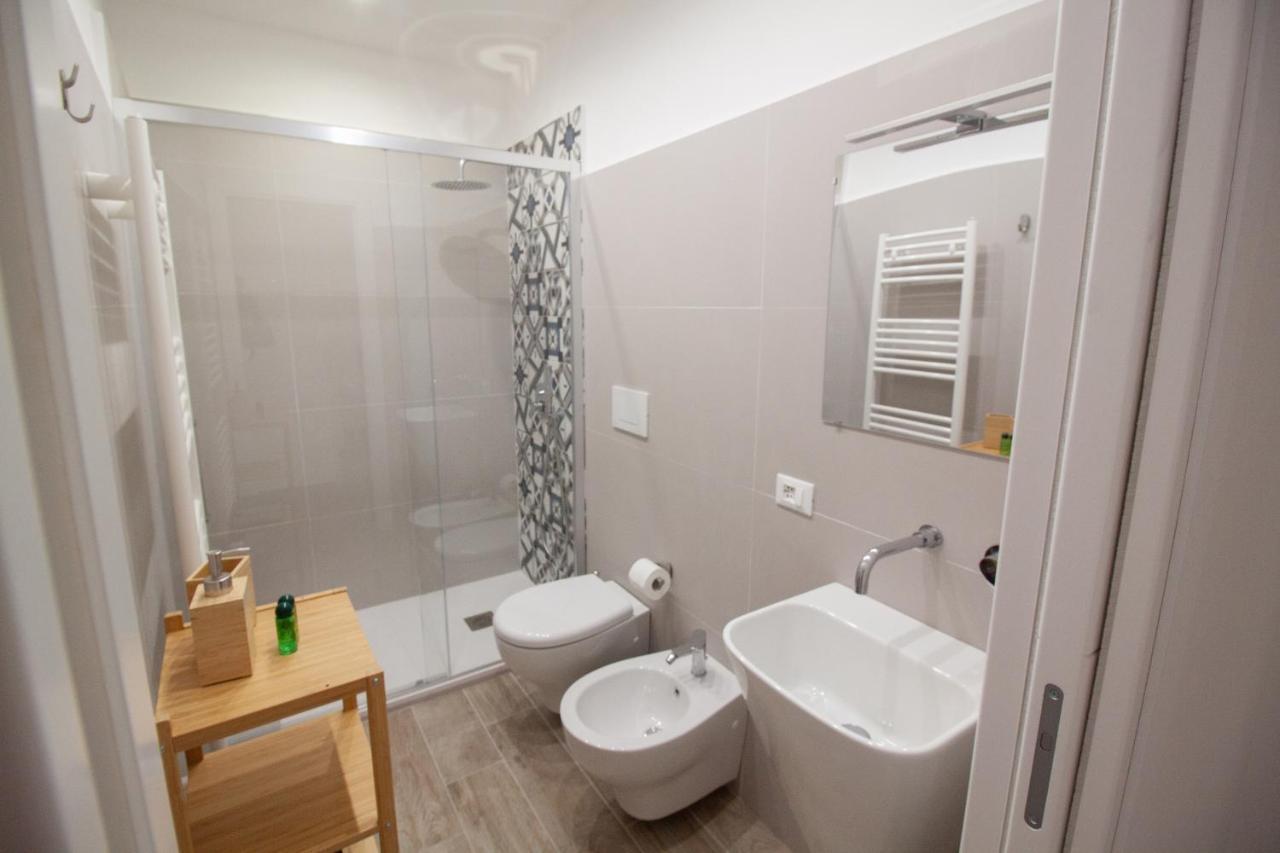 Aragona15 Suites Palermo Bagian luar foto