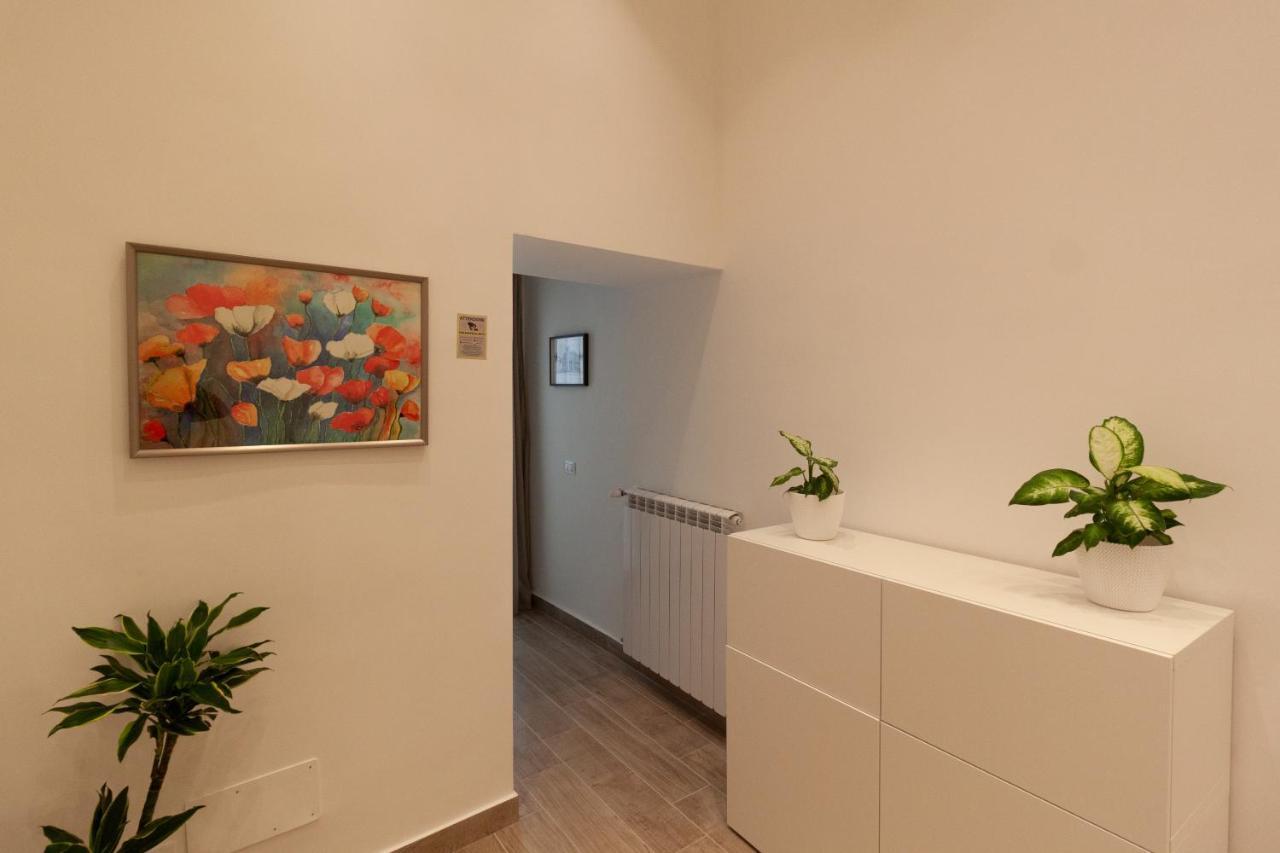 Aragona15 Suites Palermo Bagian luar foto